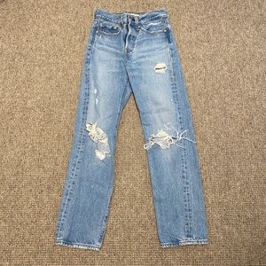 Levi’s Wedgie Straight Fit Size 24 Ripped